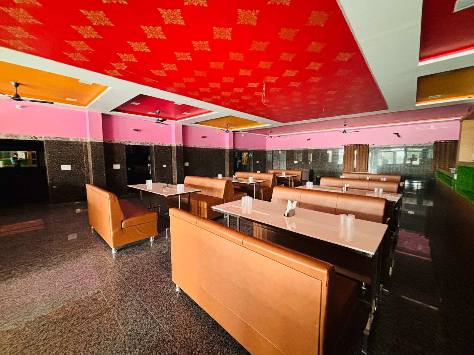 Shree Krishna Hotel and Restaurant