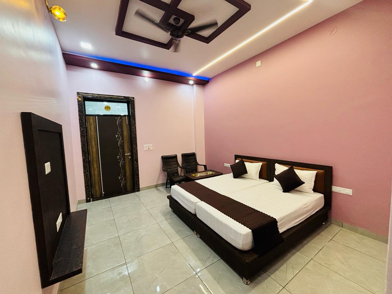 Shree Krishna Hotel and Restaurant